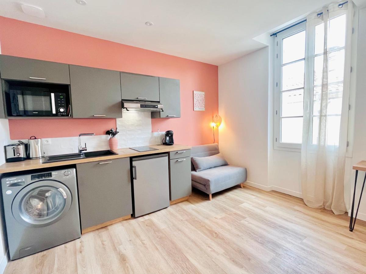 LE QUAI 3 - Studio neuf LUMINEUX CALME - CLIM - WiFi - Gare à 200m Agen Esterno foto